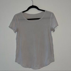 Lululemon Women’s Tee Shirt